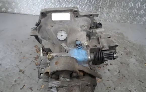Chrysler Voyager Manual 5 speed gearbox NVT750