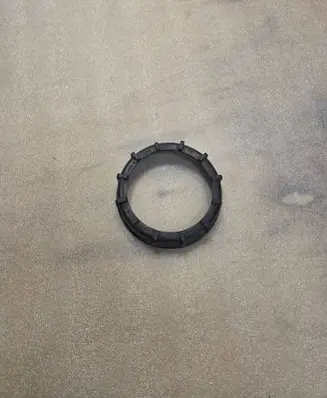 Audi A8 S8 D2 4D In tank fuel pump screw locking ring/nut 