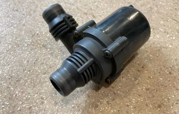 BMW X5 F15 Electric auxiliary coolant/water pump 9197085