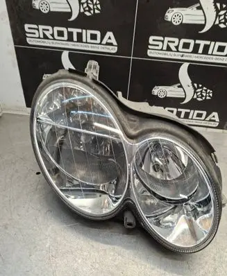 Mercedes-Benz C W203 Headlight/headlamp A2038203461