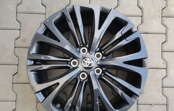 Toyota Yaris Cross R19 alloy rim 5X114