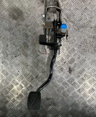 Suzuki Vitara (LY) Brake pedal 4960061M50