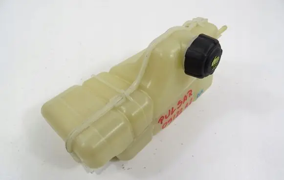 Nissan Pulsar Coolant expansion tank/reservoir