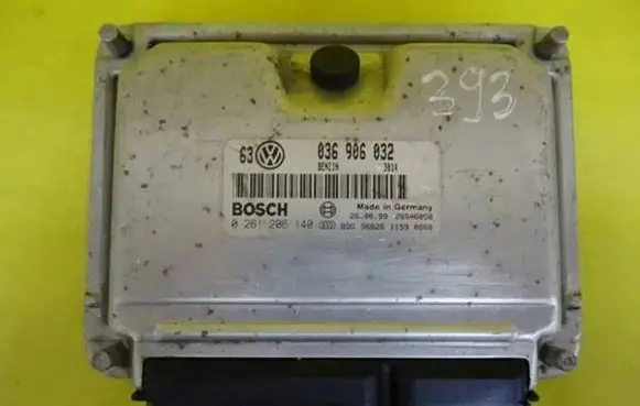 Volkswagen Golf IV Engine control unit/module 036906032 0261206140