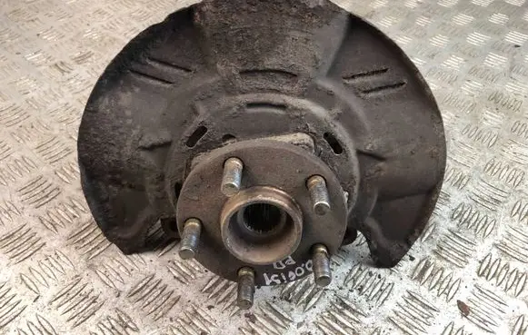 Subaru Outback Front wheel hub