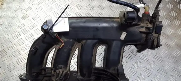 Mercedes-Benz C W203 Intake manifold a2711401101