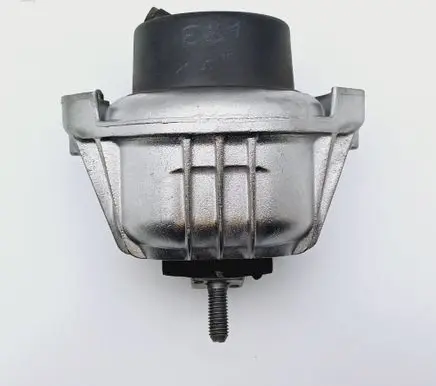 BMW 1 E81 E87 Engine mount bracket 13981112