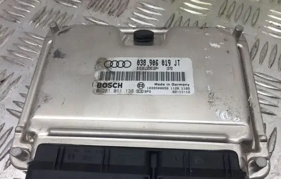 Audi A4 S4 B6 8E 8H Engine control unit/module 038906019JT 5305