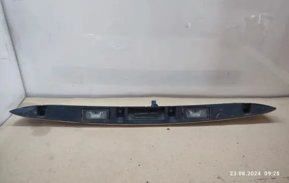 Mini One - Cooper Coupe R56 Trunk door license plate light bar 7151140