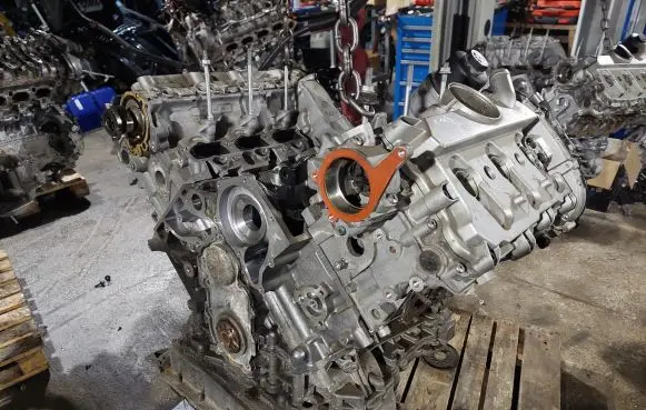 Audi Q7 4M Engine CRE