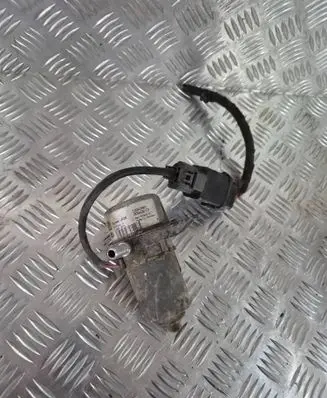 Opel Astra J Vacuum pump 13343961