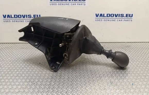 Renault Master II Gear shifter/selector 8200744935