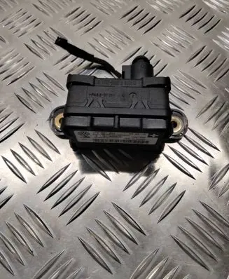 Volkswagen Touareg II ESP acceleration yaw rate sensor 7P0907652 10170106593