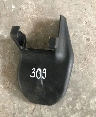 Toyota Avensis T270 Front driver seat rail trim 7212805020