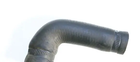 Audi A4 S4 B5 8D Engine coolant pipe/hose 048121063