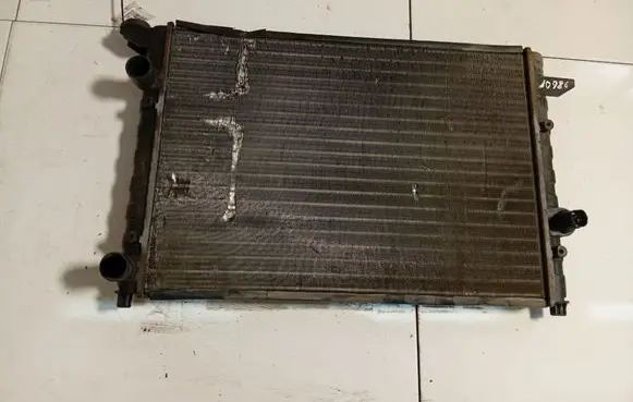 Volkswagen PASSAT B4 Coolant radiator 