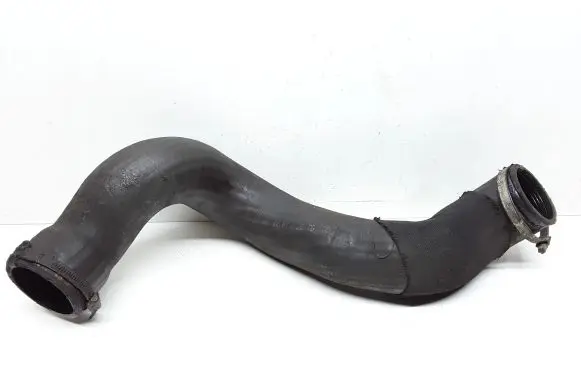 Volvo V70 Intercooler hose/pipe