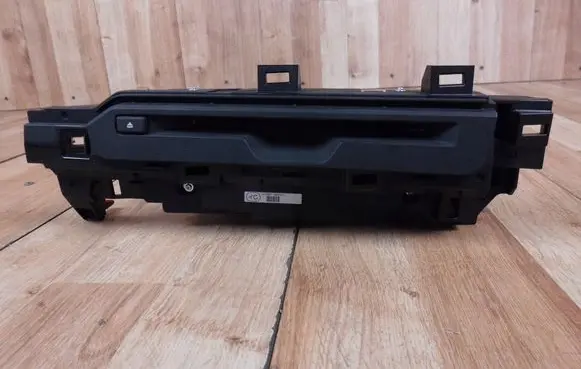 Lexus UX CD/DVD changer 8614076A90