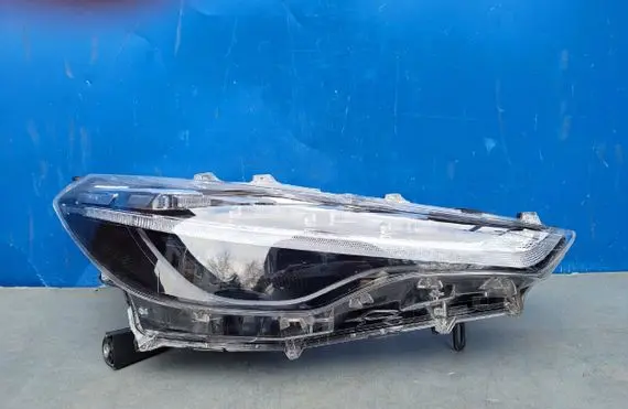 Toyota Corolla Cross Headlight/headlamp 16184