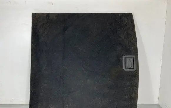 Volkswagen Touareg II Trunk/boot floor carpet liner 7P6863546B