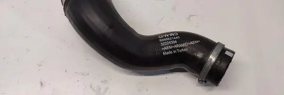 Volvo XC40 Air intake hose/pipe 32224394