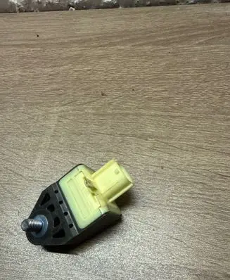 Subaru Forester SJ Airbag deployment crash/impact sensor 98237SG040 564EVUCZS