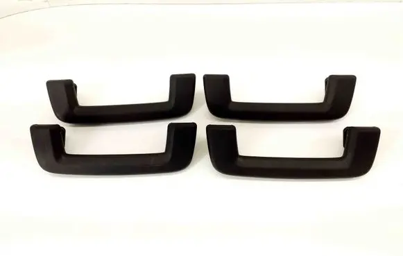 KIA Xceed A set of handles for the ceiling 