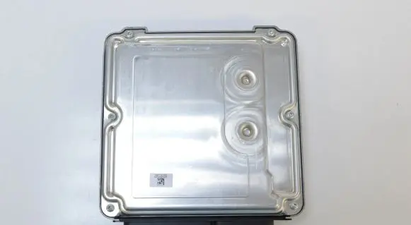 Volkswagen Jetta VI Engine control unit/module 04L907309G 0281019641