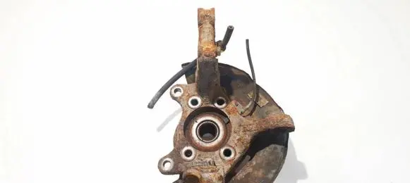 Front wheel hub