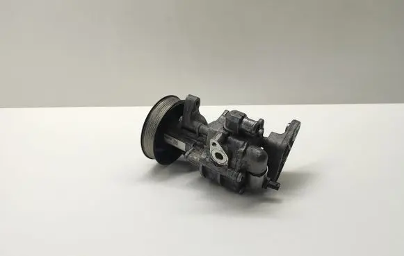 BMW 5 GT F07 Power steering pump 6796492 679649203 LH2115345
