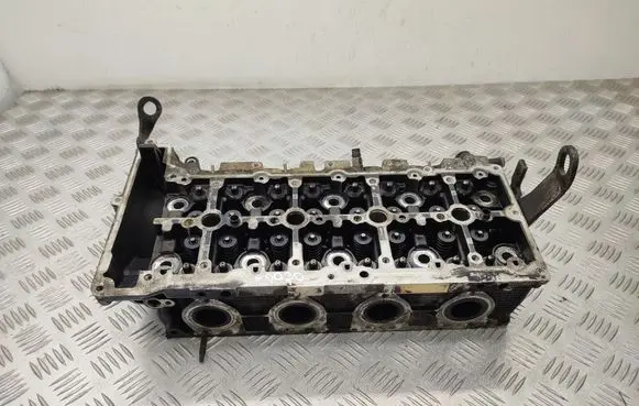 BMW 3 F30 F35 F31 Engine head 85137090400