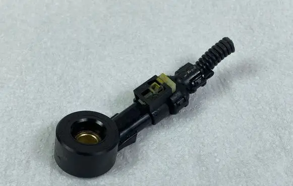 Dodge Durango Detonation knock sensor 68313570AA