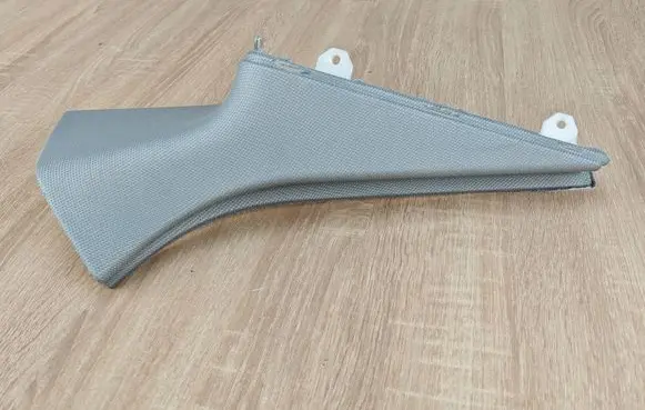 (D)pillar trim (top)