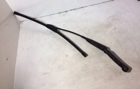 Audi 100 S4 C4 Front wiper blade arm 4A1955407C