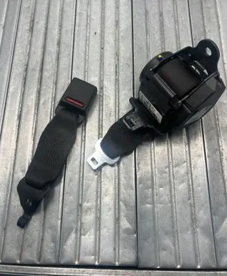 BMW 3 F30 F35 F31 Middle seatbelt (rear) 6191857 0000009009 2358