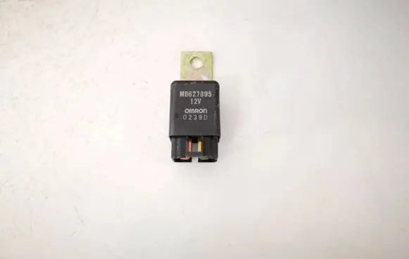Mitsubishi Pajero Sport I Other relay mb627895