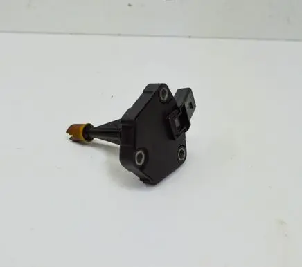 Audi A4 S4 B8 8K Oil level sensor 03C907660R