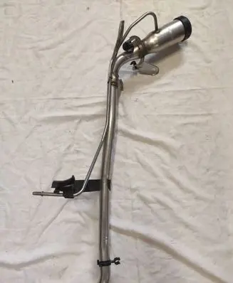 Volvo S60 Fuel tank filler neck pipe 32312052
