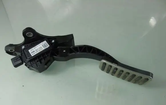 KIA Pro Cee'd II Accelerator throttle pedal