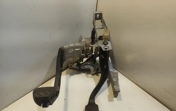 Audi A4 S4 B5 8D Pedal assembly 8D1721117K 8D1721316G