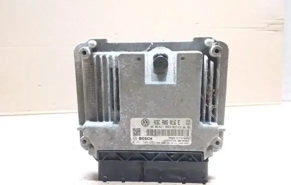 Skoda Octavia Mk2 (1Z) Engine control unit/module 03C906016E