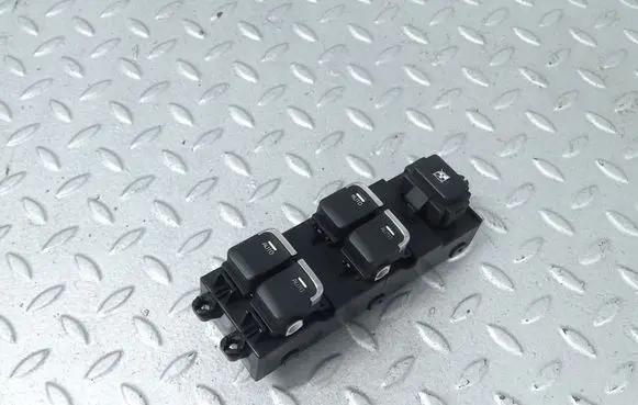 KIA Ceed Electric window control switch 93570A2200 49D4901110