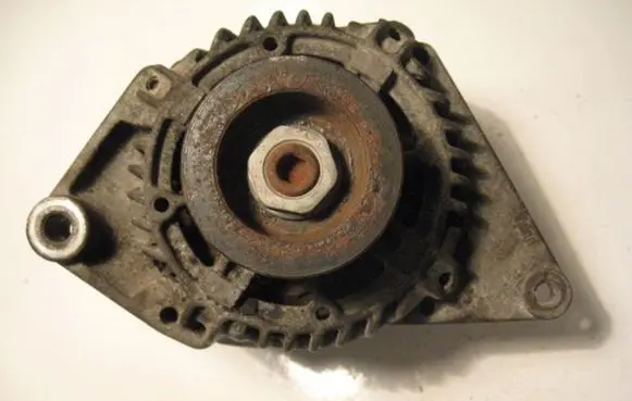 Renault Laguna I Generator/alternator RE1602 20J110A