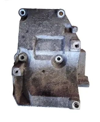 Audi A4 S4 B6 8E 8H Engine mounting bracket 038260885C