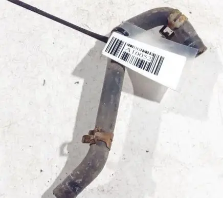 Mercedes-Benz E W210 Engine coolant pipe/hose