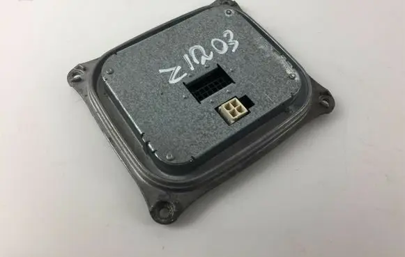 Peugeot 308 Other control units/modules 1307329403 Z1203