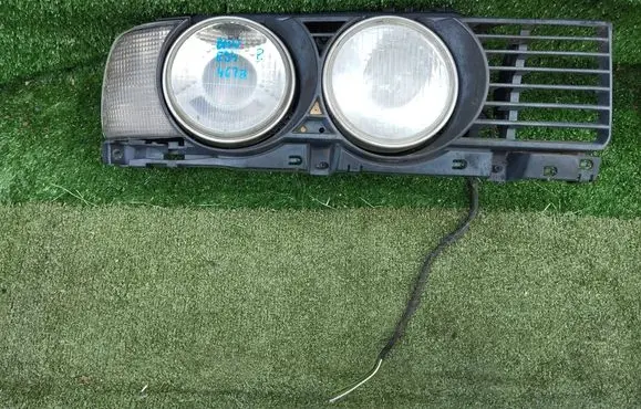 BMW 5 E34 Headlight/headlamp 1305544105 8351566 0301384202