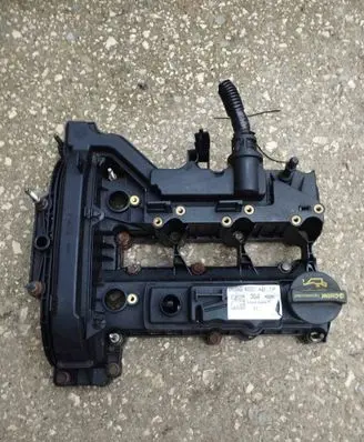 Ford Focus Rocker cam cover DM5G6007AD