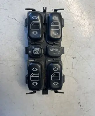 Mercedes-Benz A W168 Electric window control switch 1688206810 10769480 03753201