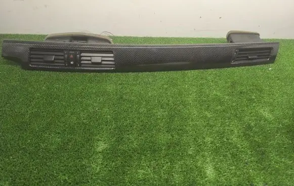 BMW 5 E60 E61 Dash center air vent grill 7129233